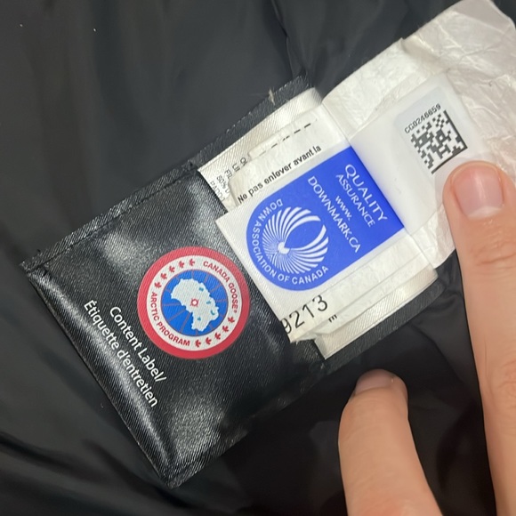 Women’s Canada Goose Rossclair Heritage Parka- Size Medium, Color- Dark green - Picture 7 of 12